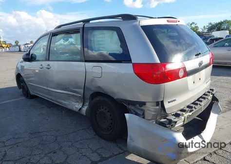 2009 Toyota Sienna Ce z USA, uszkodzony, nr VIN 5TDZK23C29S239031